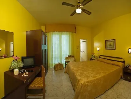 马雷蒙蒂酒店 酒店 3*